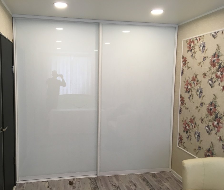 Двери купе лакобель белый