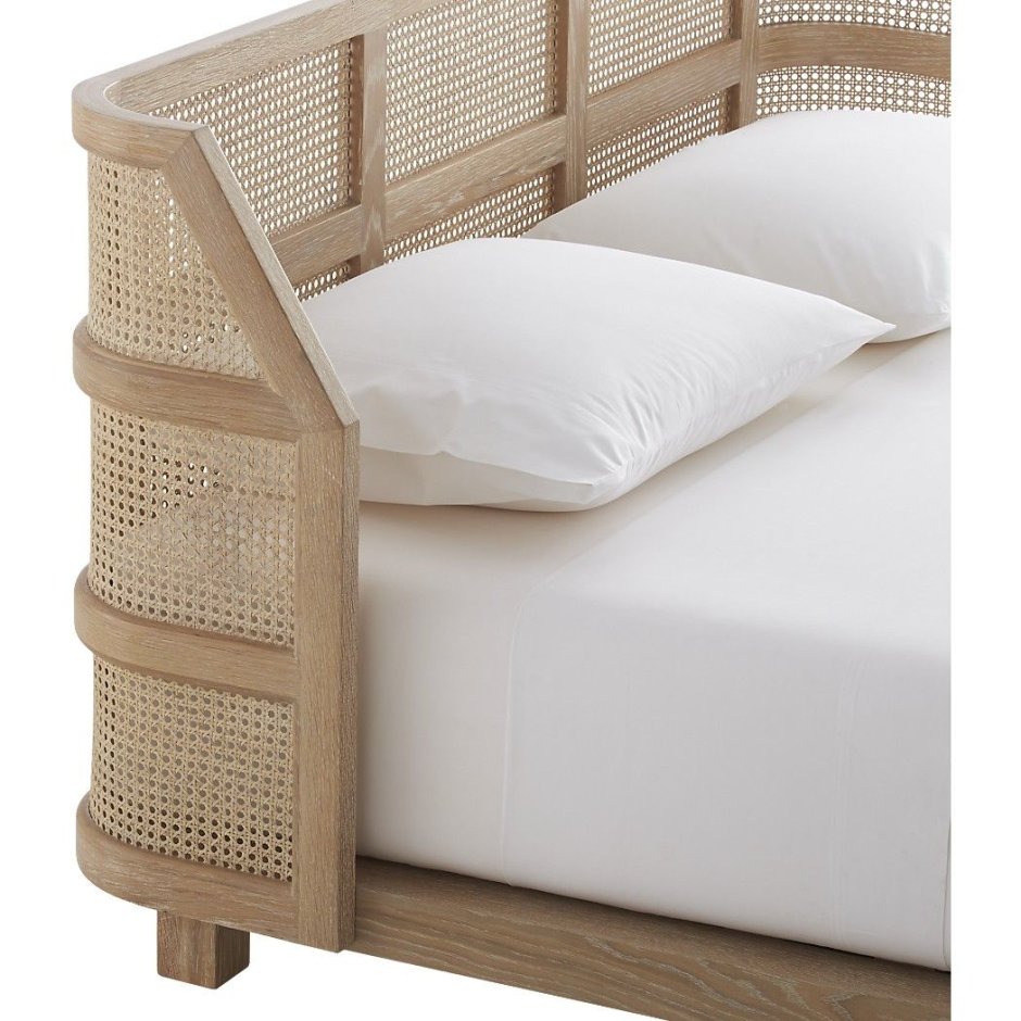 Плетеная кровать двуспальная