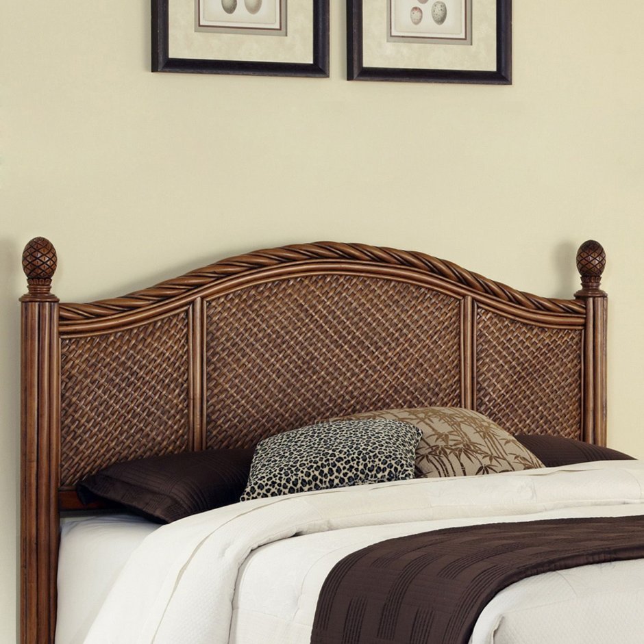 Ротанговое изголовье