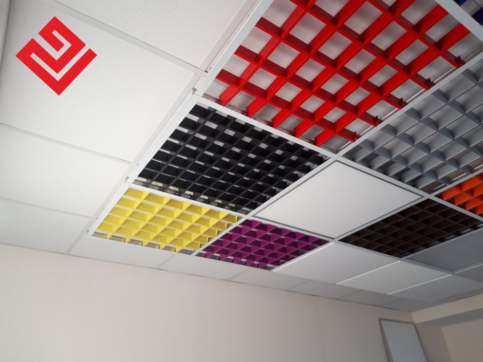 Грильято потолок с системой Армстронг т-24