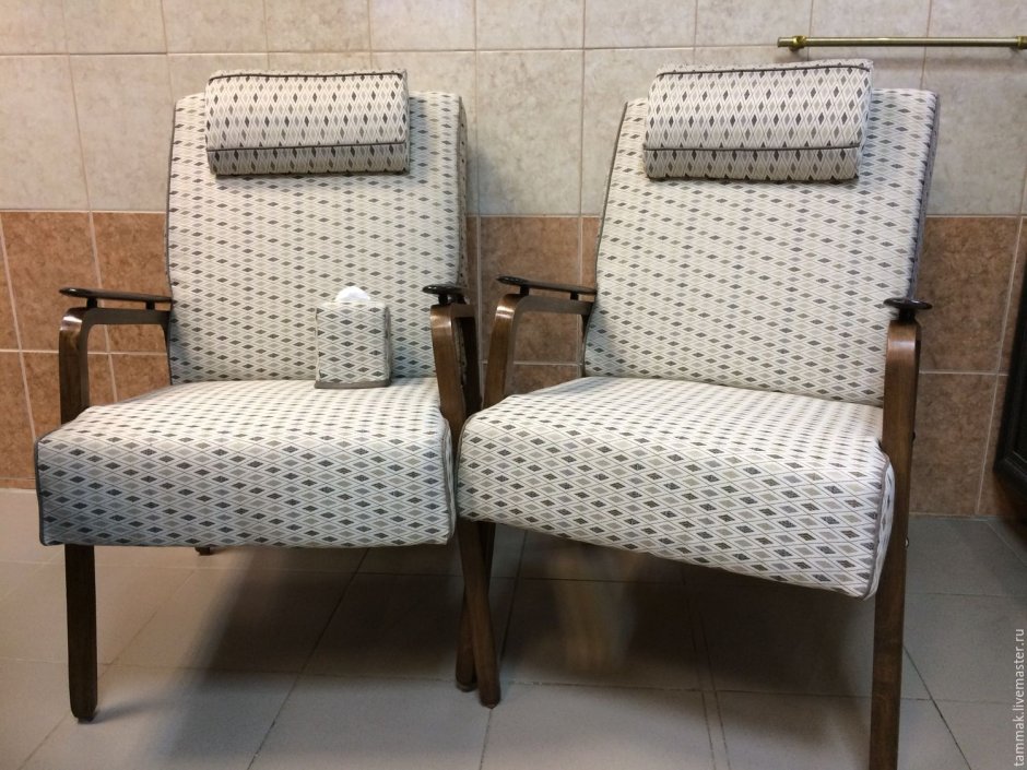 Отреставрированное советское кресло