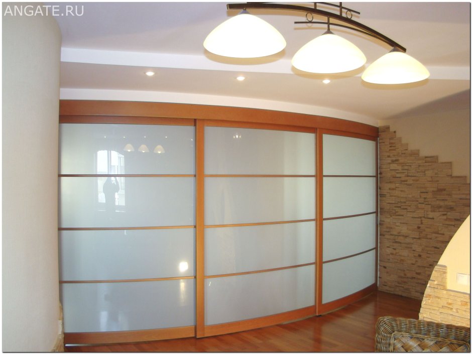 Радиусная перегородка из алюминиевого профиля