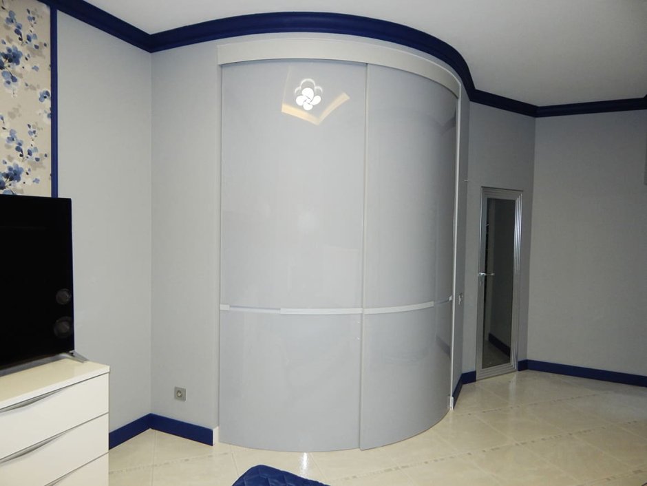 Радиусный шкаф купе "Риксос-1"