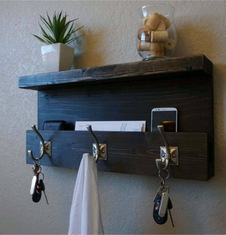 Полка в прихожую на стену для мелочей