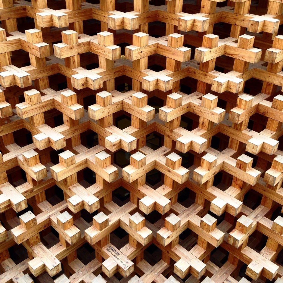 Деревянная сетка для беседки