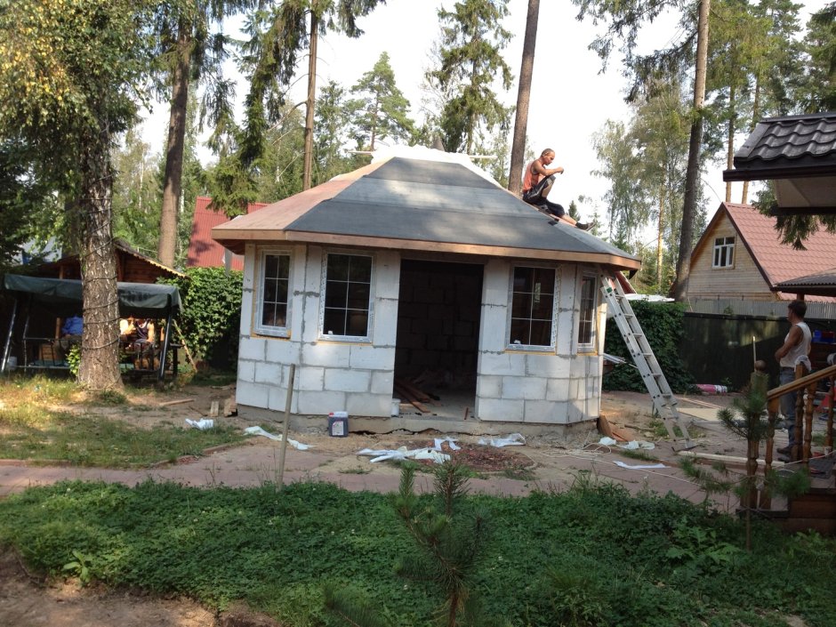 Беседка из бетоноблоков