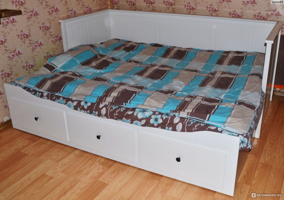 Раздвижная деревянная двуспальная кровать икеа