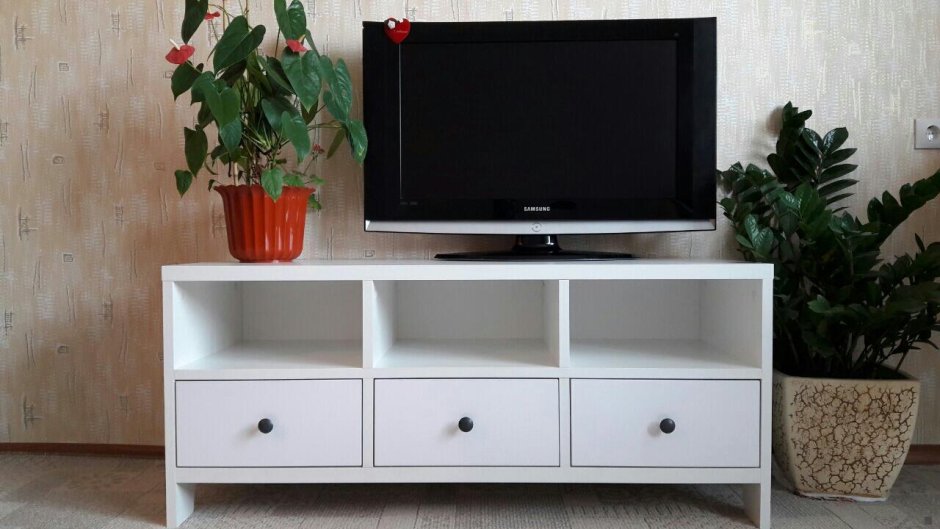 Тумба под телевизор икеа белая