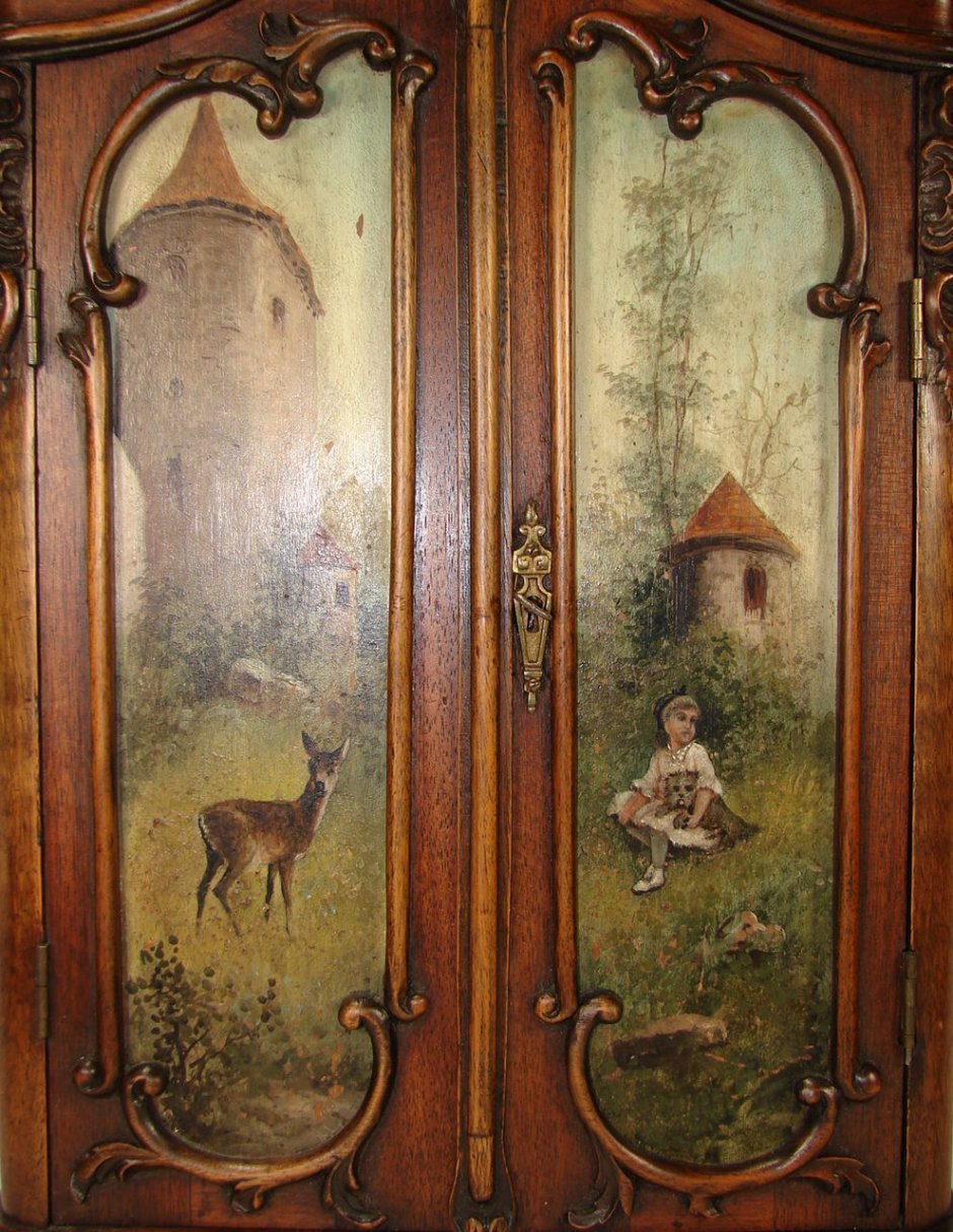 Старинные расписные двери