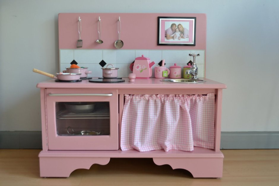 Кухня детс4ач из старого серванта своими руками