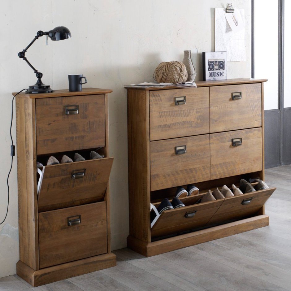 Обувница из металлического профиля