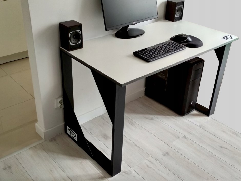 Стол fredde из икеа