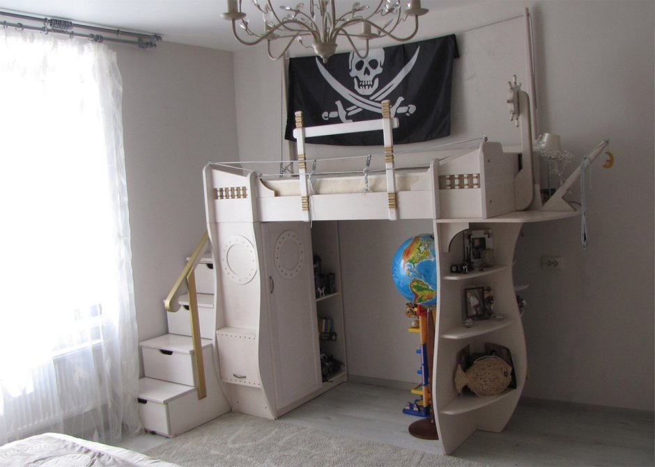 Кровать чердак в виде корабля