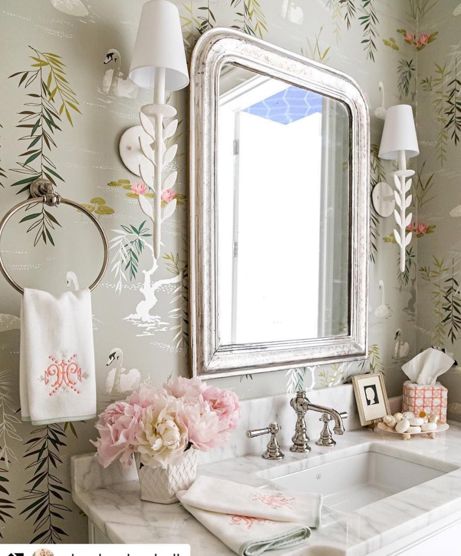 Ванная в цветочном стиле