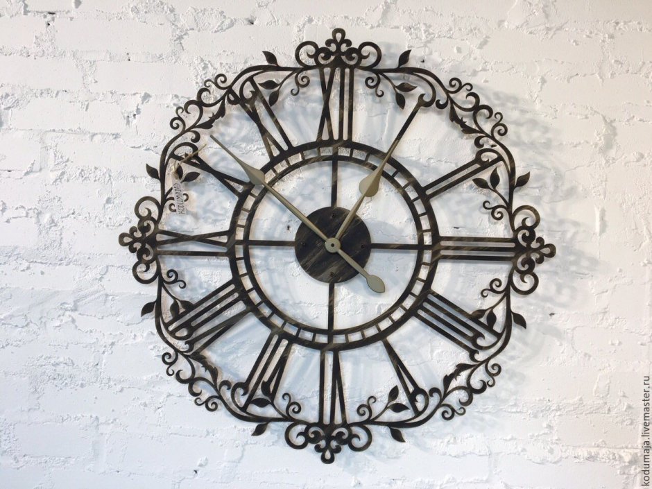 Часы настенные металлические кованые