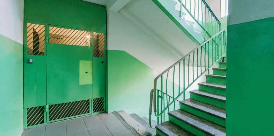 Коридор многоквартирного дома