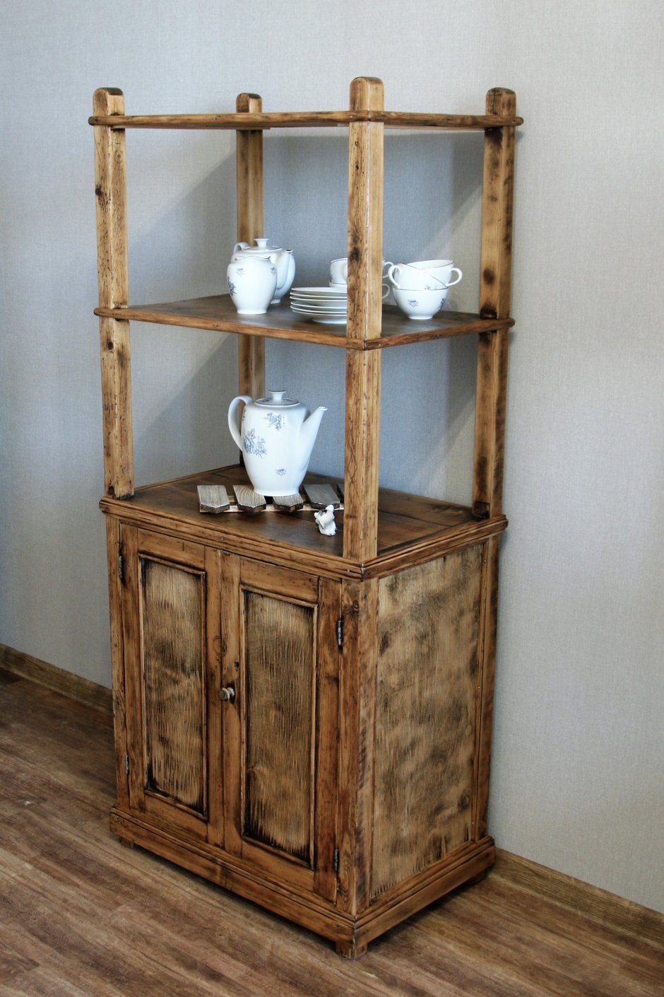 Стеллаж деревянный