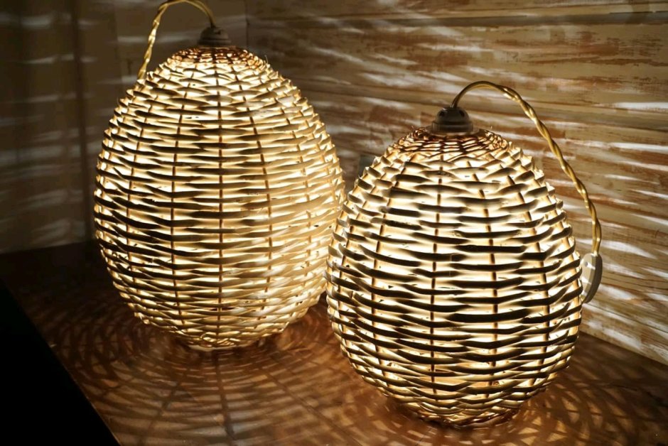 Плетеный абажур из лозы