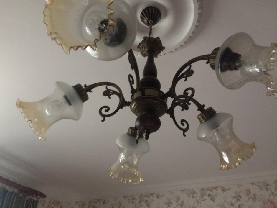 Люстра бронза Югославия