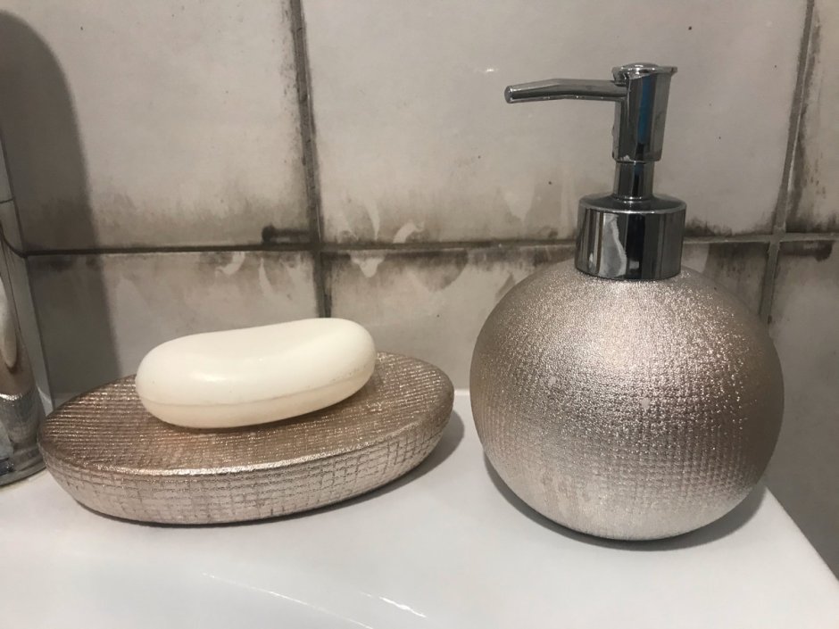 Кия Рио в гараже