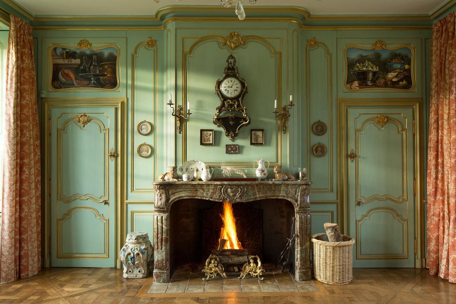 Камин эпохи рококо