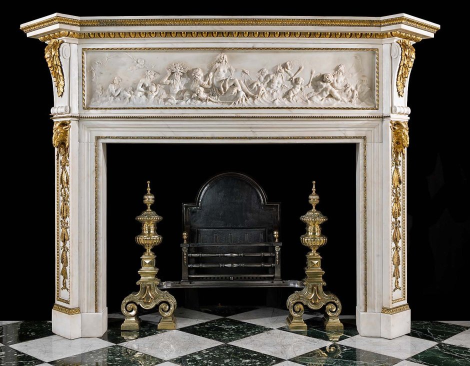 Камин в греческом стиле