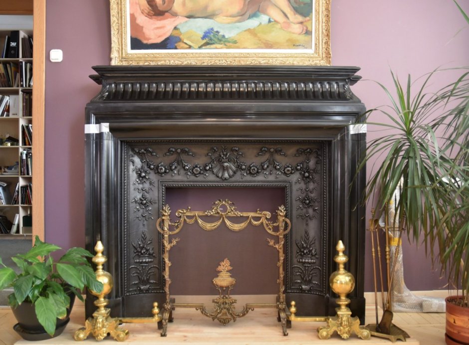 Антикварные камины