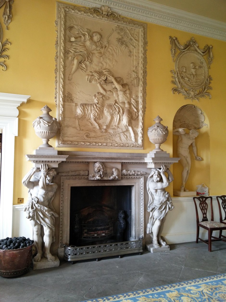 Камин в стиле Барокко