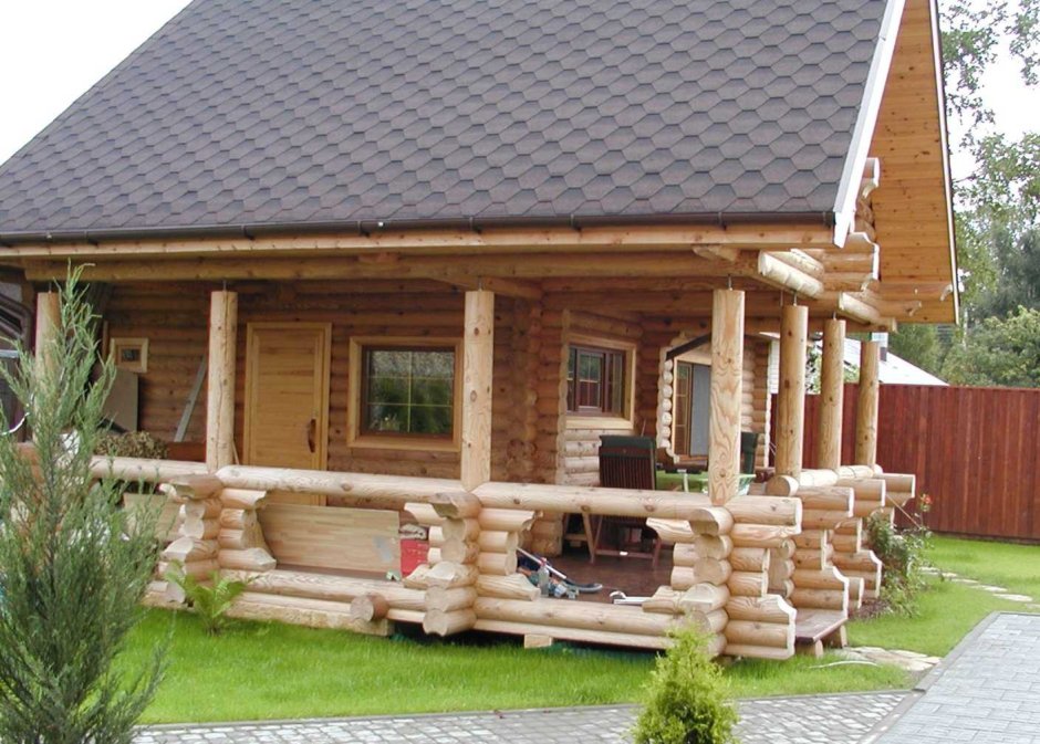 Пристрой к срубу из бревен