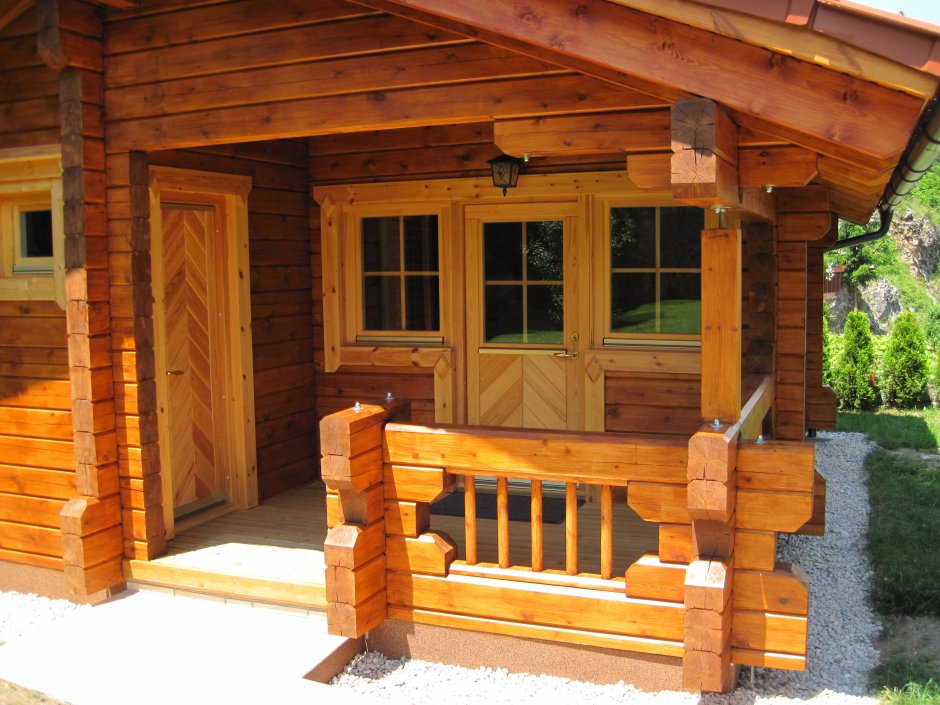 Баня баня из бревна с верандой