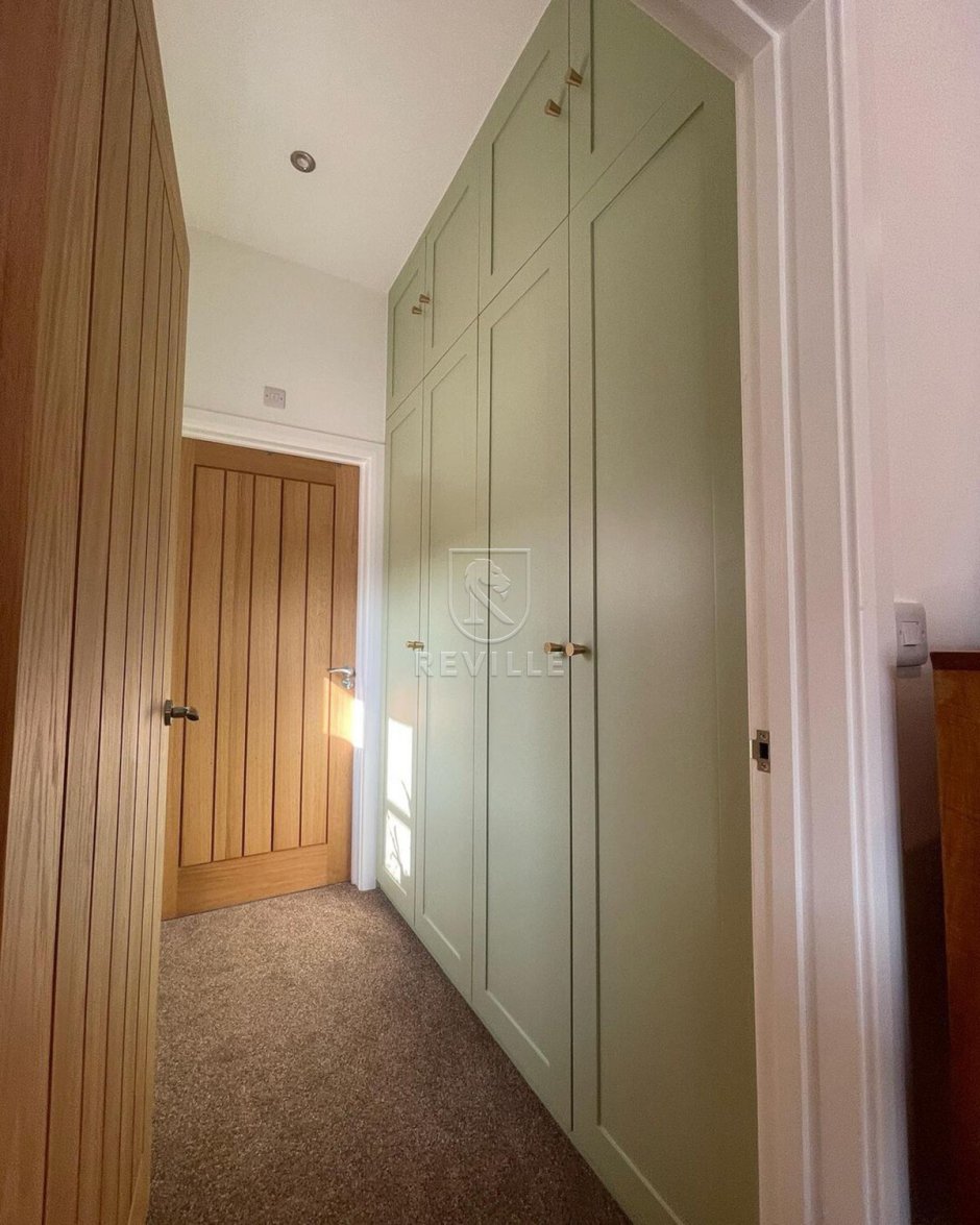 Современные шкафы в прихожую