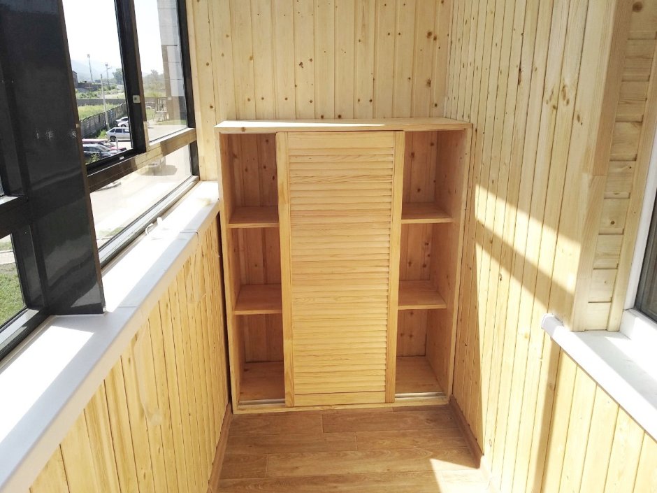 Балкон отделка вагонкой с полками