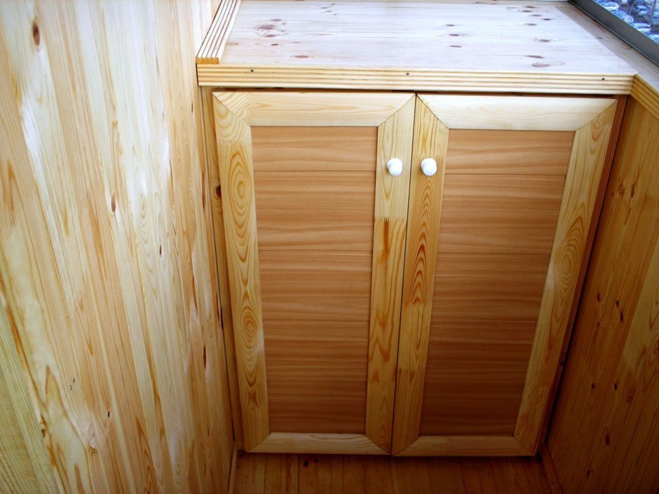 Двери из вагонки для шкафа