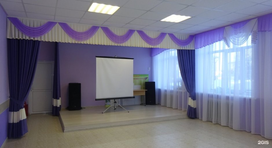 Интерьер штор для музыкального зала в детском саду