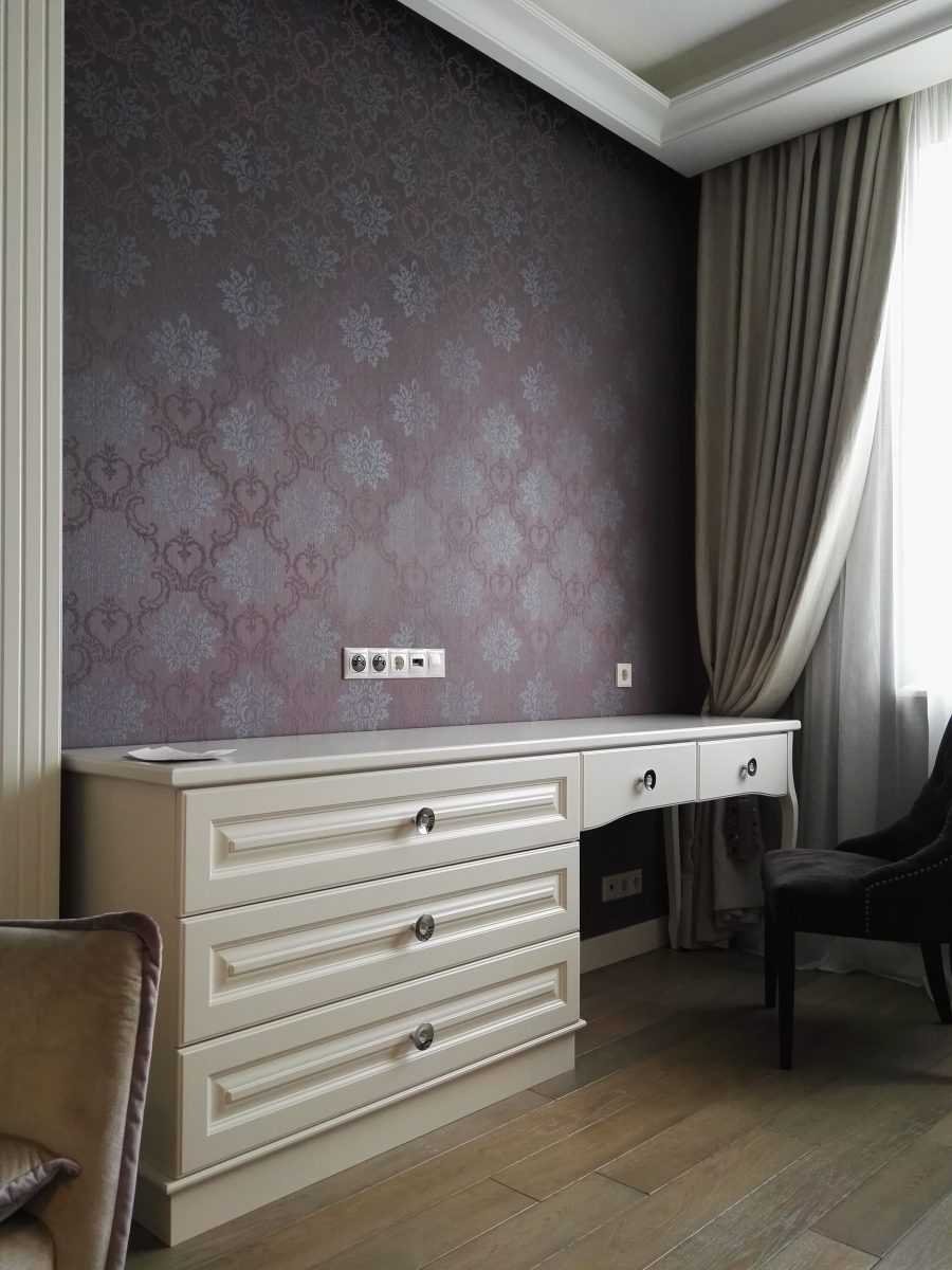 Письменный стол с комодом