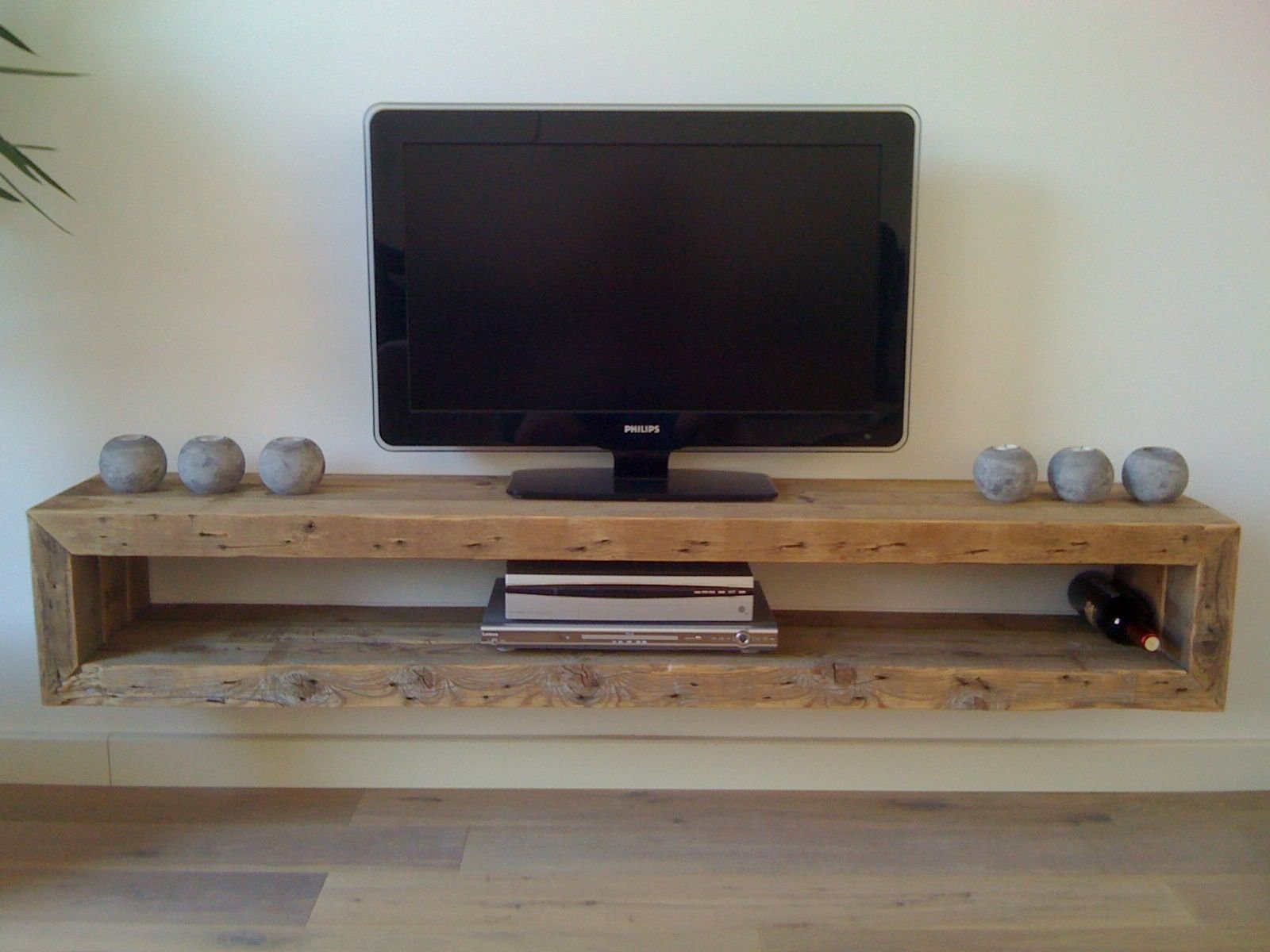 деревянная мебель под телевизор