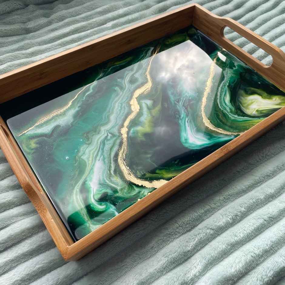 Поднос с эпоксидной смолой