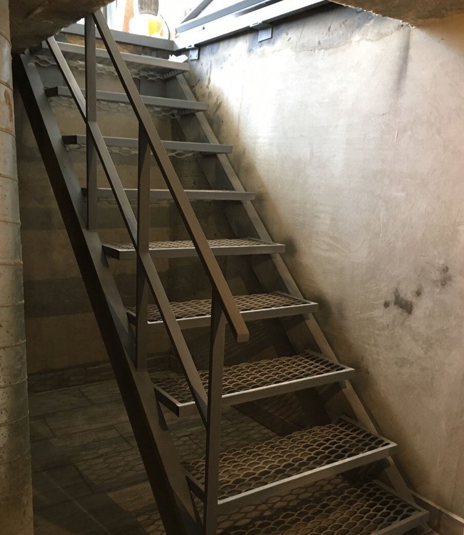 Лестница в погреб