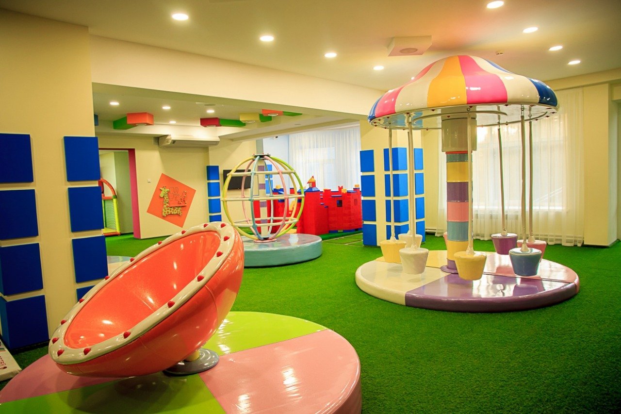 Какой детский центр в крыму. Мозаика Набережные Челны игровая комната. Детская игровая комната. Развлекательная комната для детей. Игровая комната для малышей.