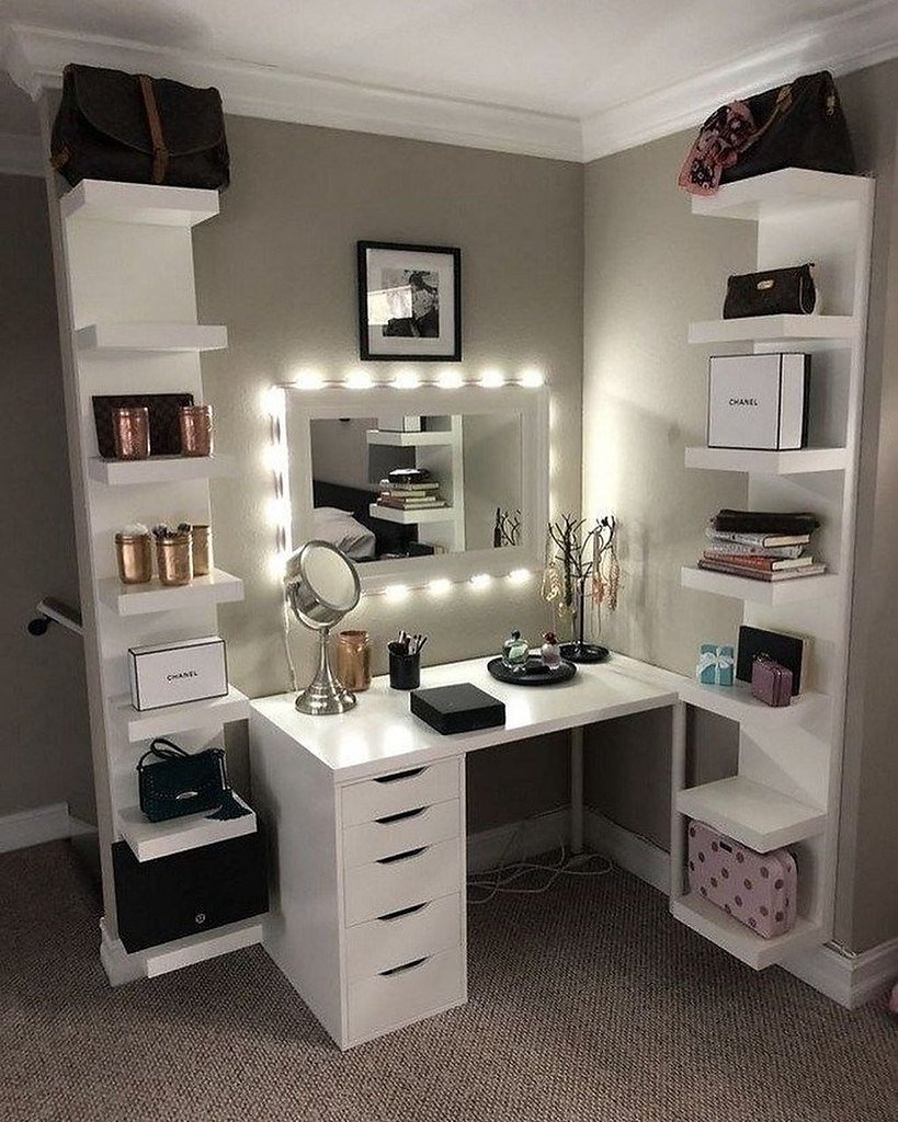 Женский уголок