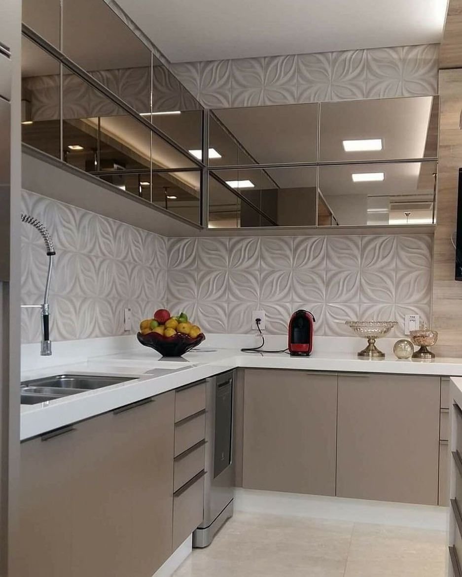 Планировка кухни с коробом