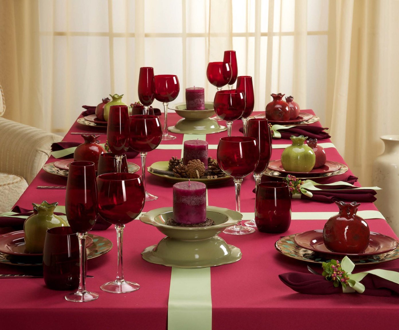 Красивый стол. Сервировка стола. Сервировка праздничного стола. Сервировка в красных тонах. Украсить праздничный стол.
