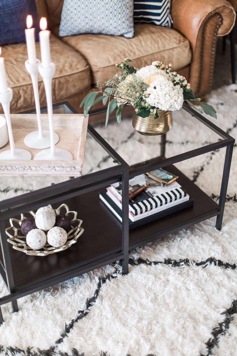 Стол ikea приставной для ноутбука Vittsjö