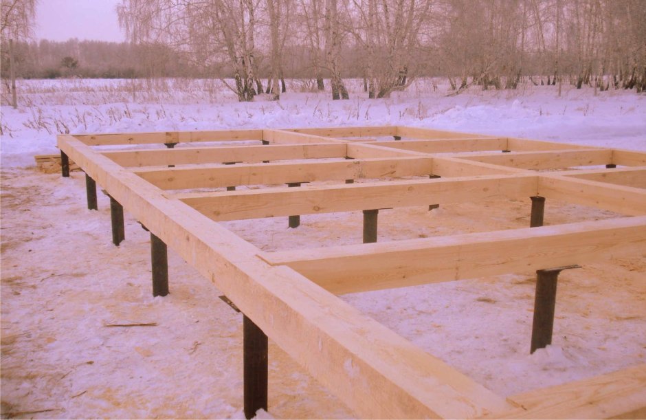 Обвязка винтовых свай брусом 100х150