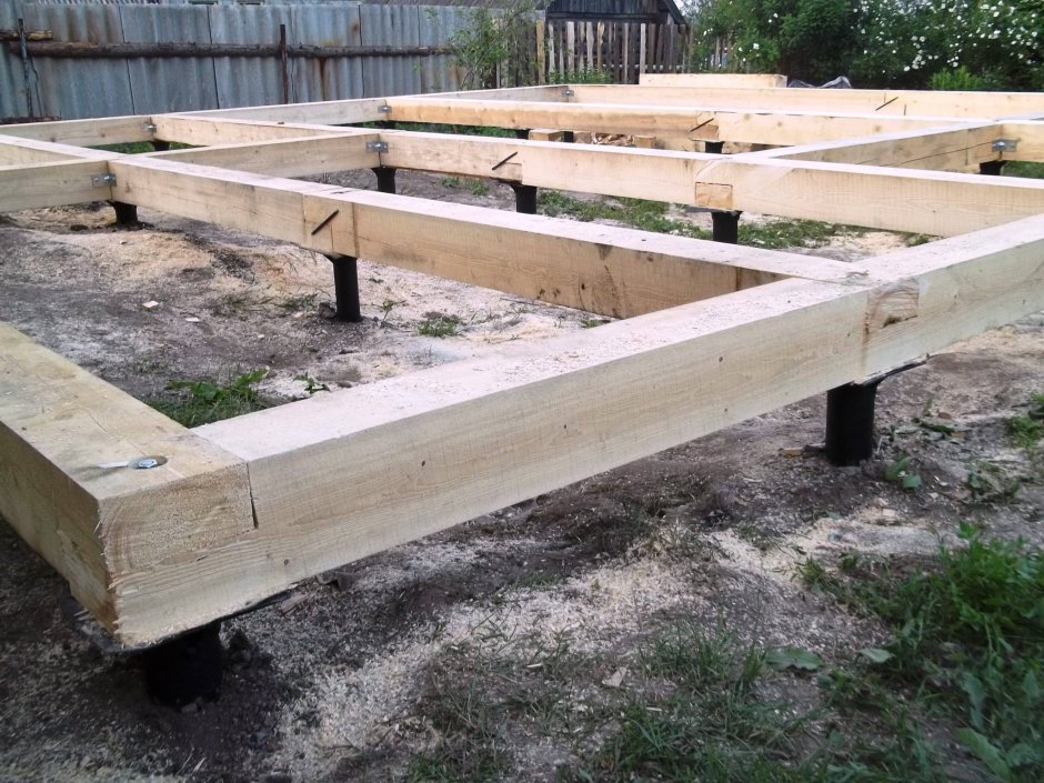 Обвязка винтовых свай брусом 150х200