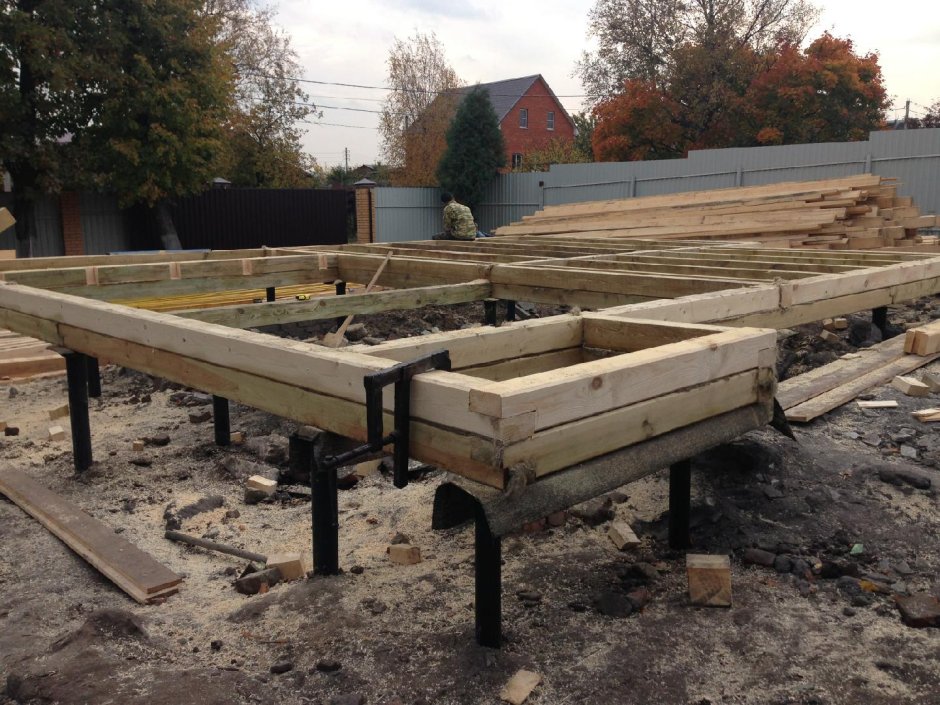 Дом баня 6х6 на сваях