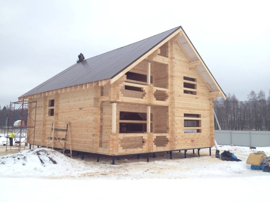 Дом на винтовых сваях из бруса