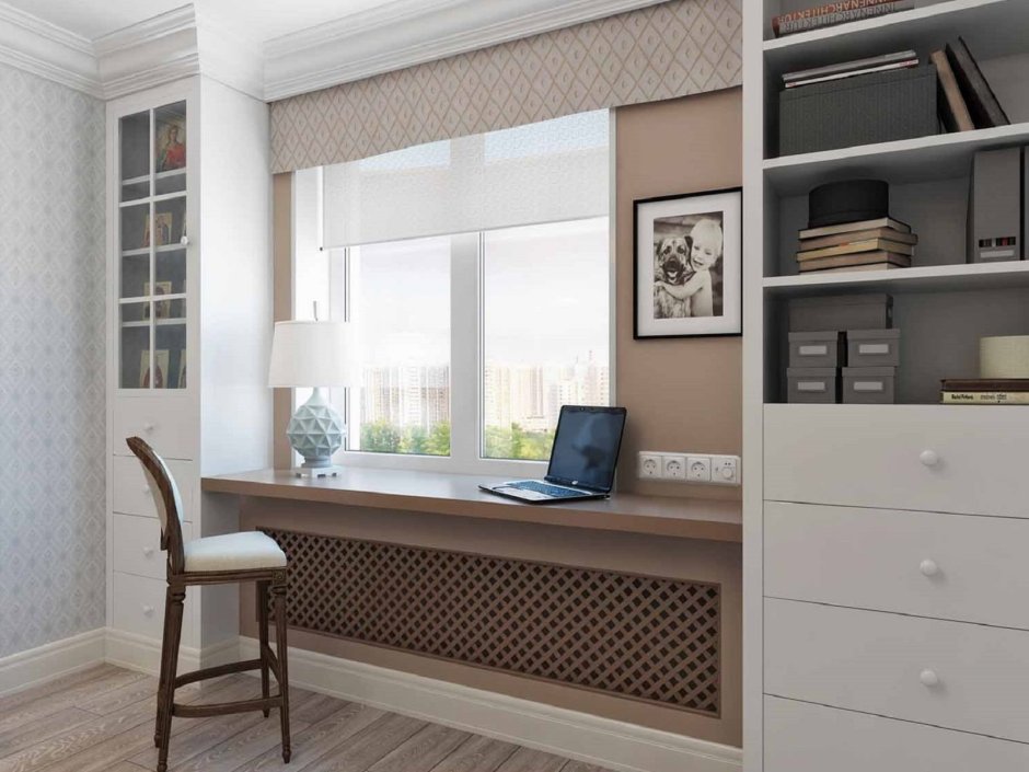 Столешница у окна в детской