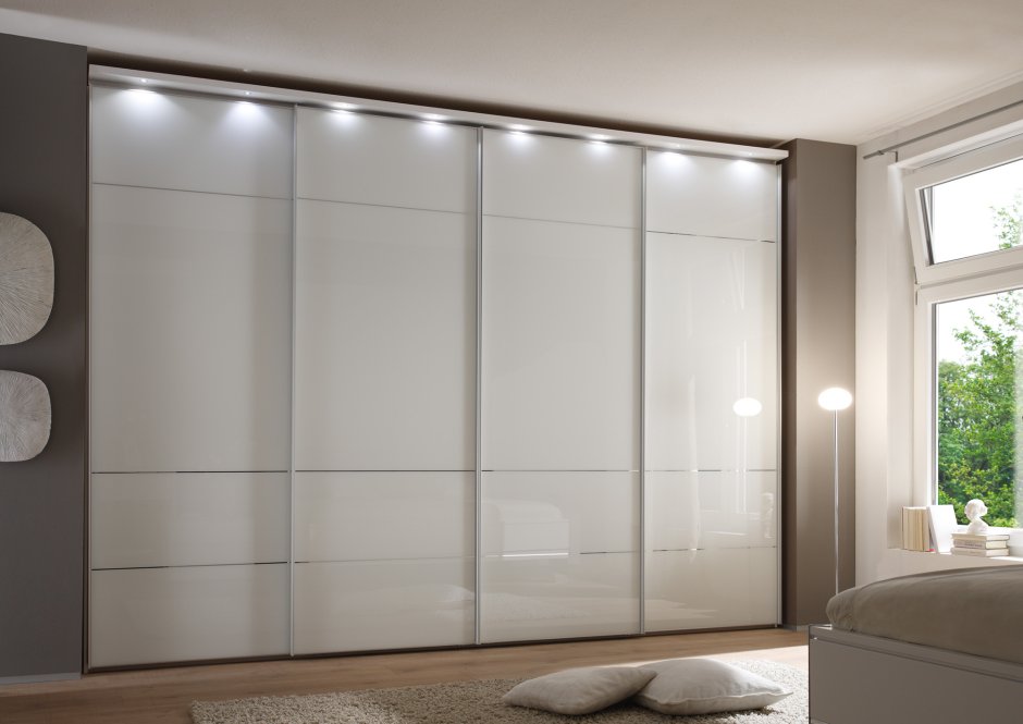 Шкаф купе белый с золотом