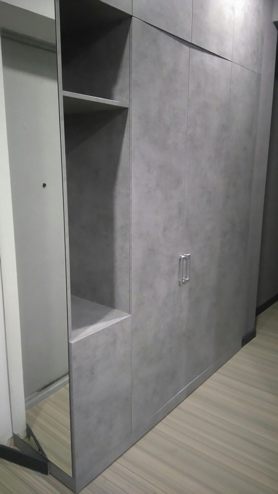 Бетон светлый Эггер шкаф